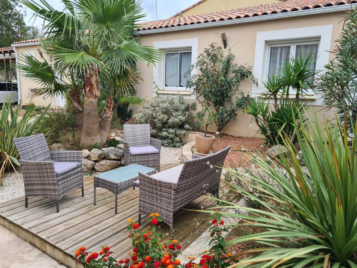 Dependance T3 Apartment Aumes Exterior photo